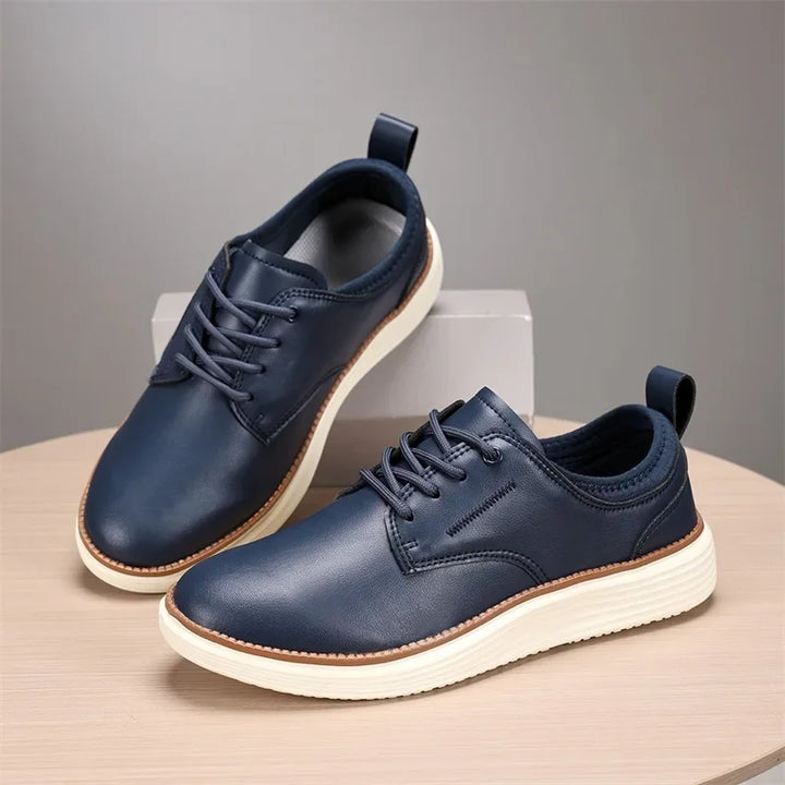 Versatile stretch-fit sneakers