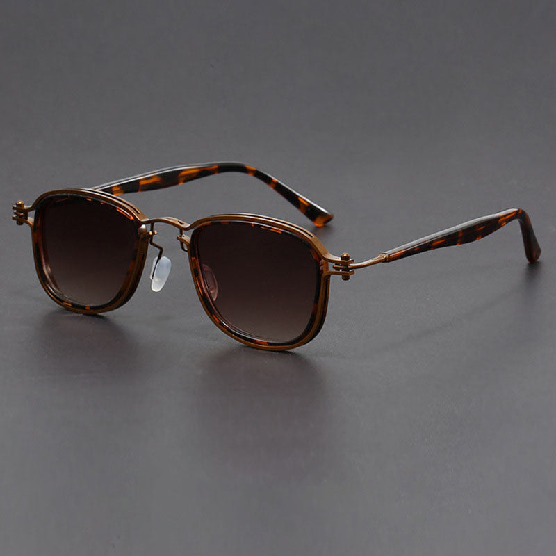 Montaire Shades